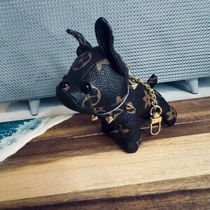 Fashion Stylish Dog-Shaped Keychain with Gold Accents.